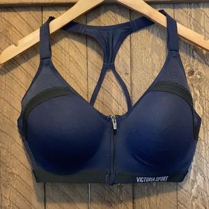 Set- VS Sportbra and capris